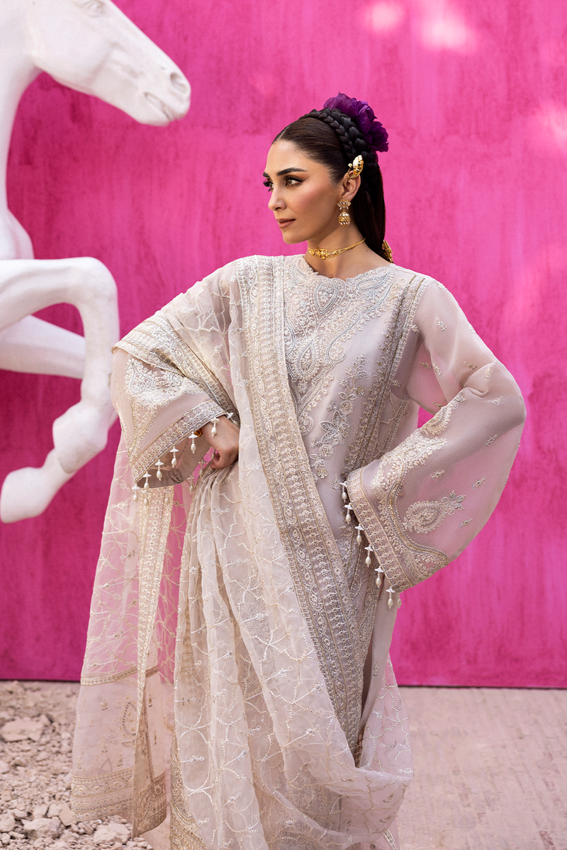 LUMESSE | Emaan Adeel